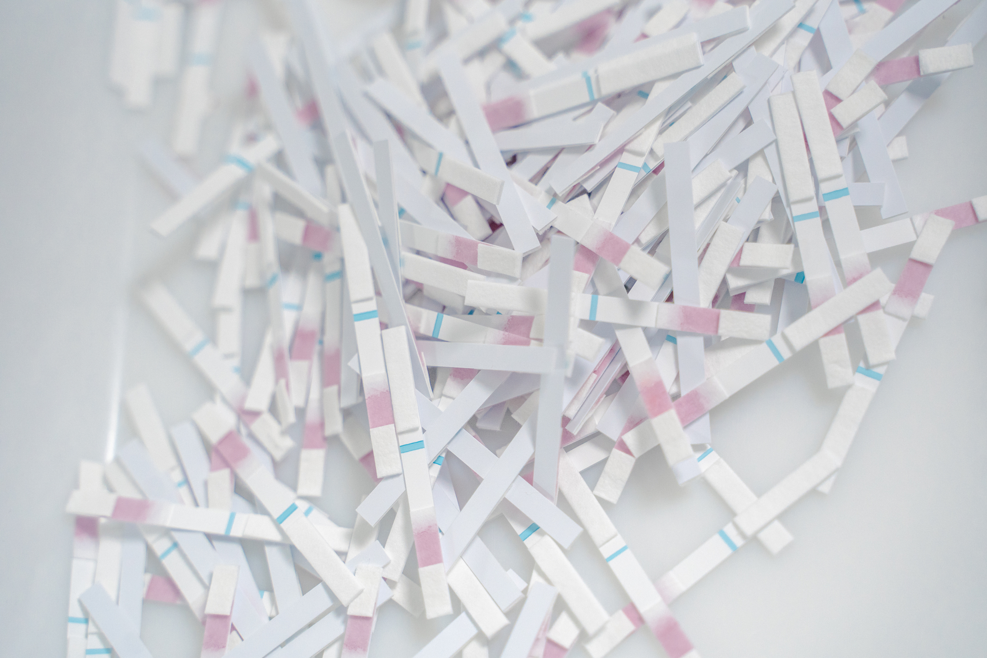 Rapid diagnostic test strips